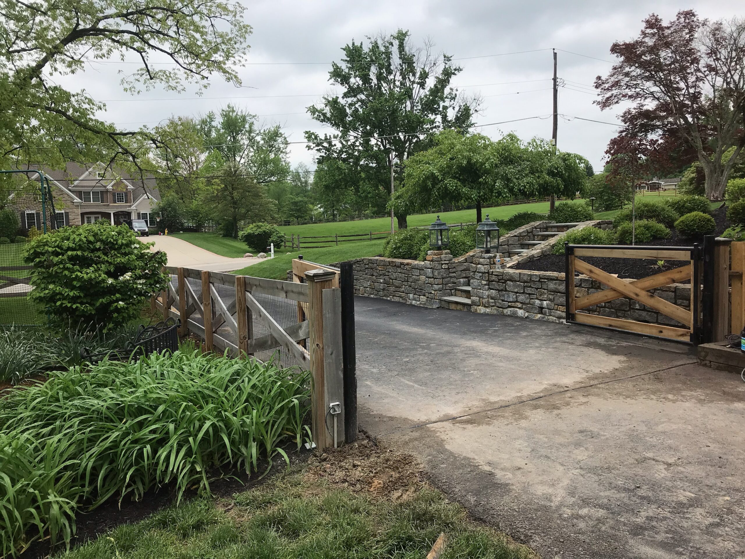 Gate installation and repair services